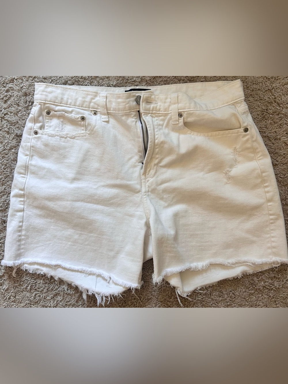 Women’s White Denim boyfriend Shorts with Raw Hem